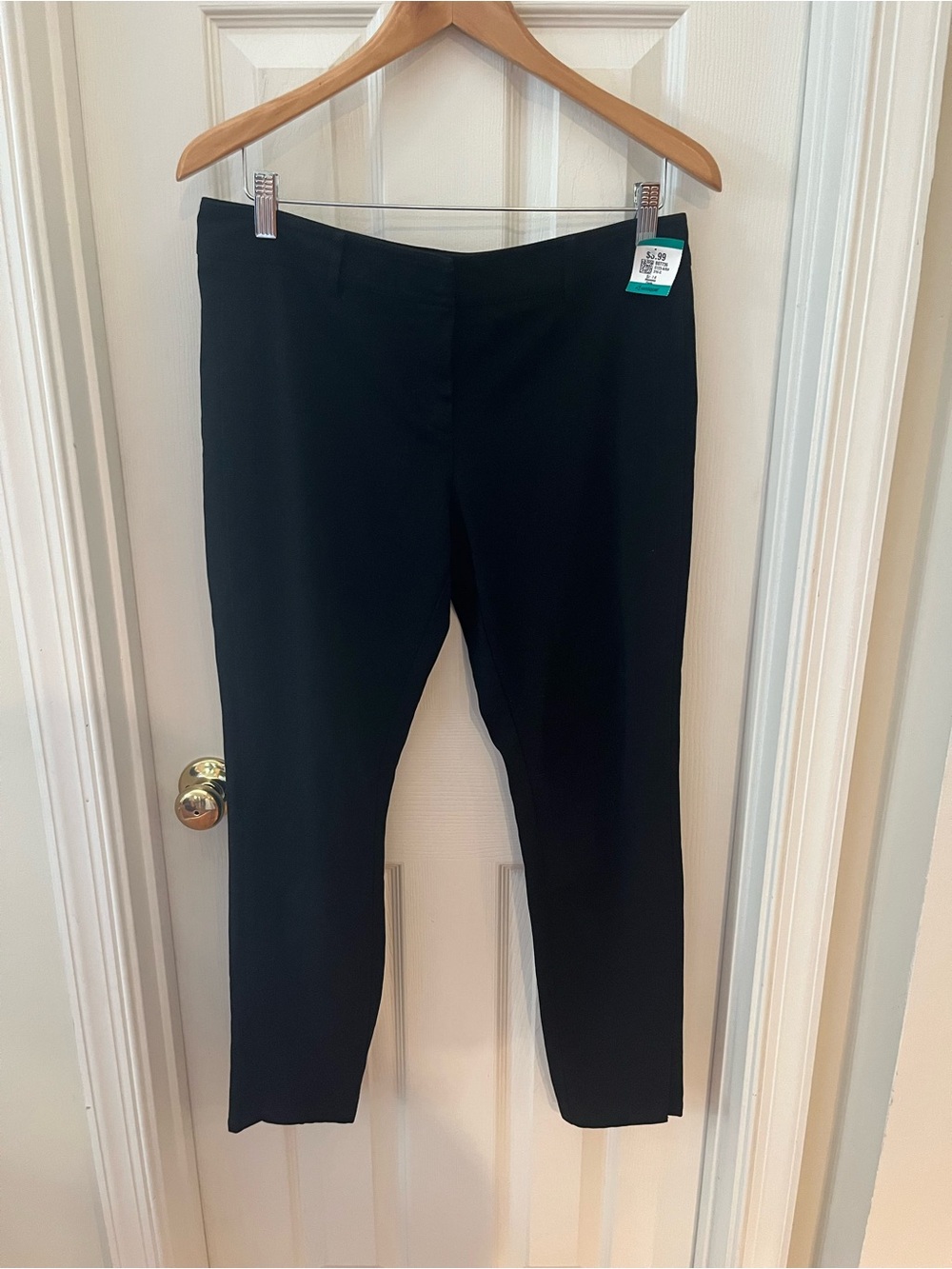 New York & Company Black Cropped Straight Pants